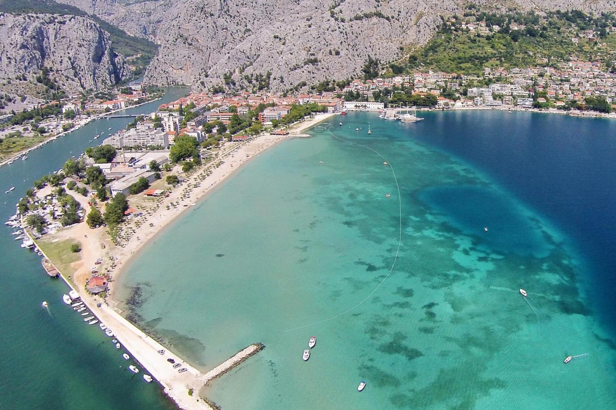 Apartments By The Sea Omis - 15485 Экстерьер фото